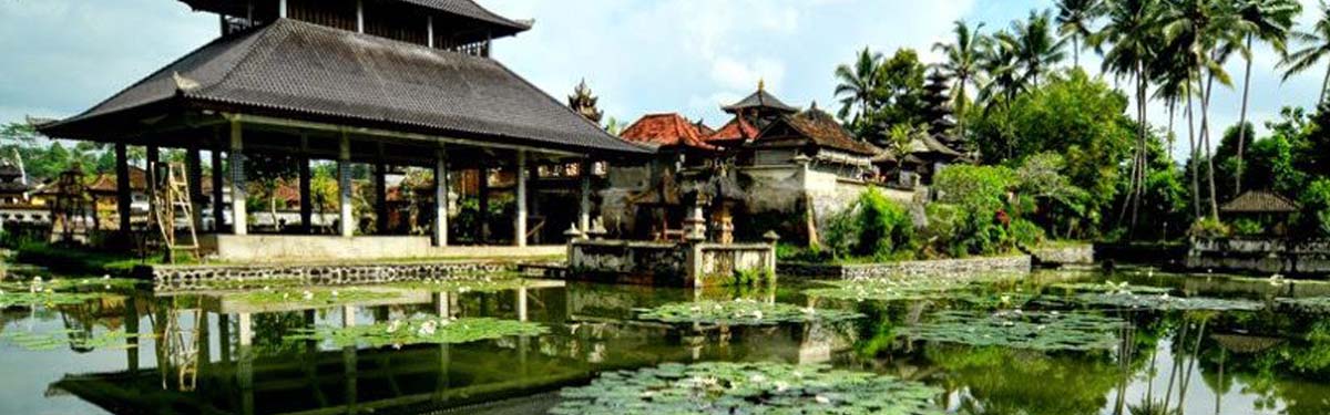 Pura Langgar di Bali Jadi Tempat Ibadah Umat Islam dan Hindu